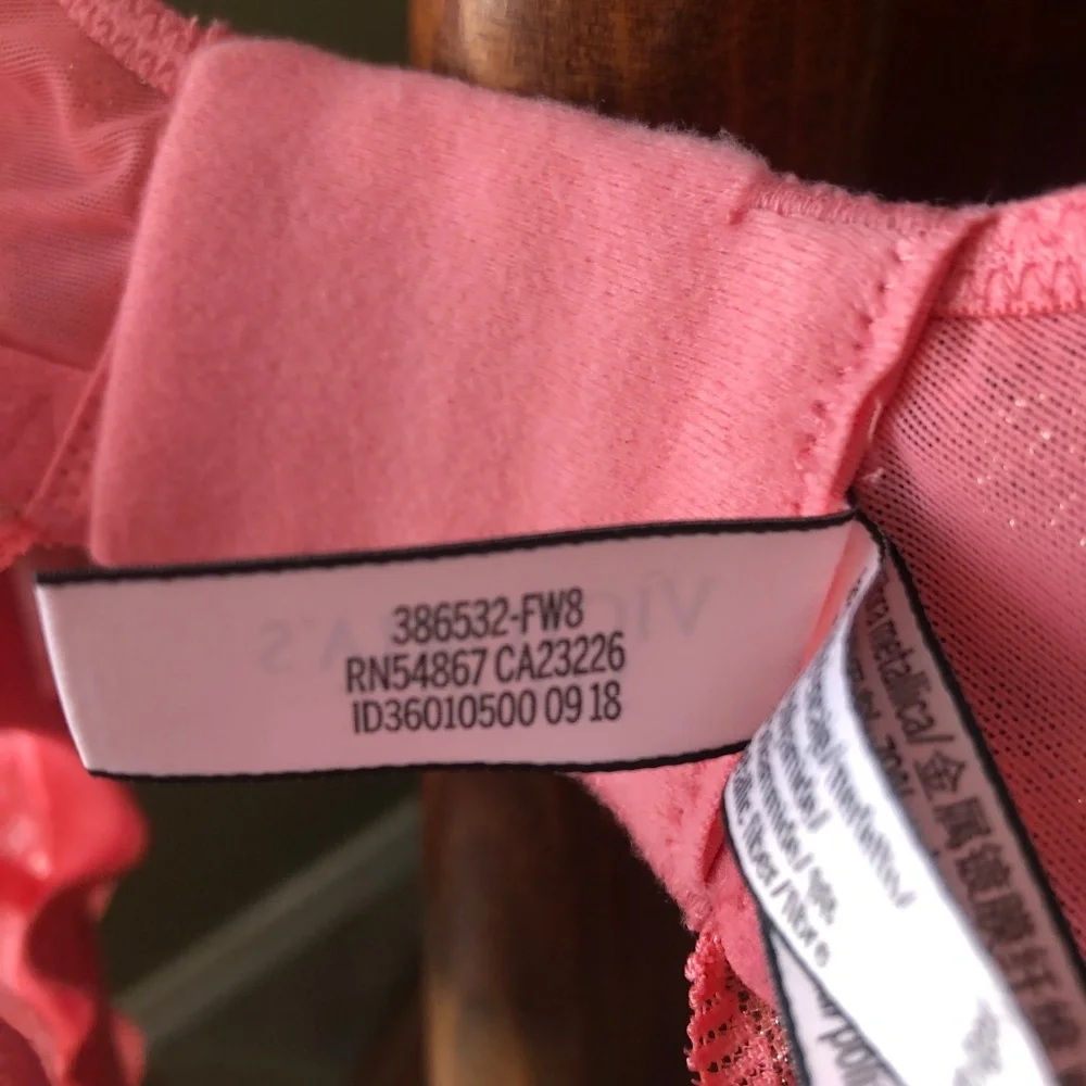 Vintage Victoria's Secret 34DDD Dream Angels Push Up - Picture 4 of 4